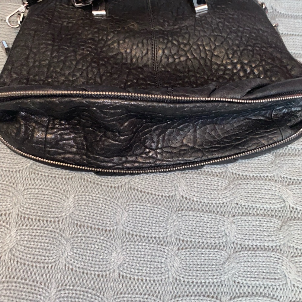 Vince camuto blk purse - Picture 10 of 17